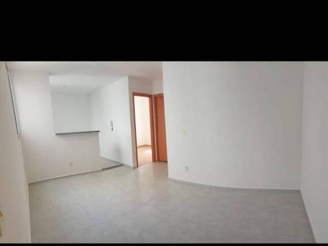 Apartamento para Venda em Várzea Grande - 3