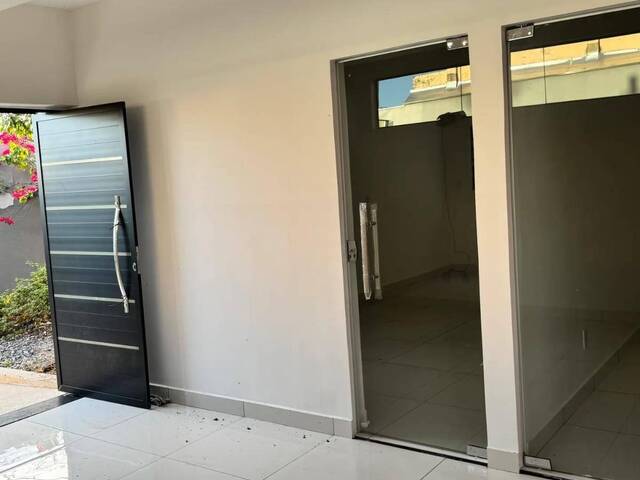 Salão Comercial para Locação em Cuiabá - 3