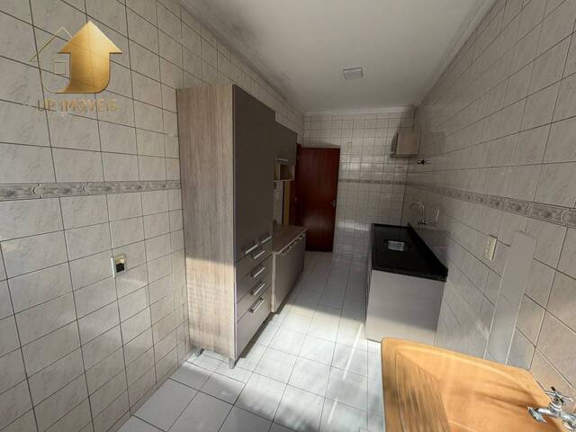 Apartamento para Venda em Cuiabá - 4