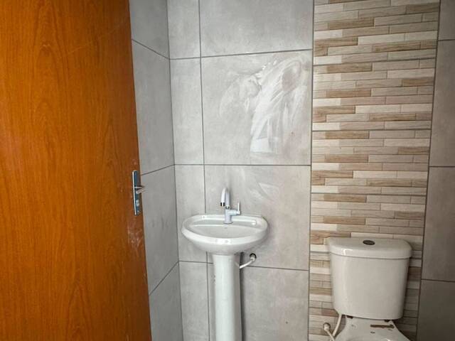 Casa para Locação em Várzea Grande - 5