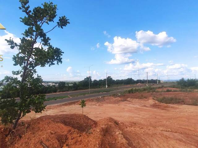 Terreno para Venda em Várzea Grande - 4