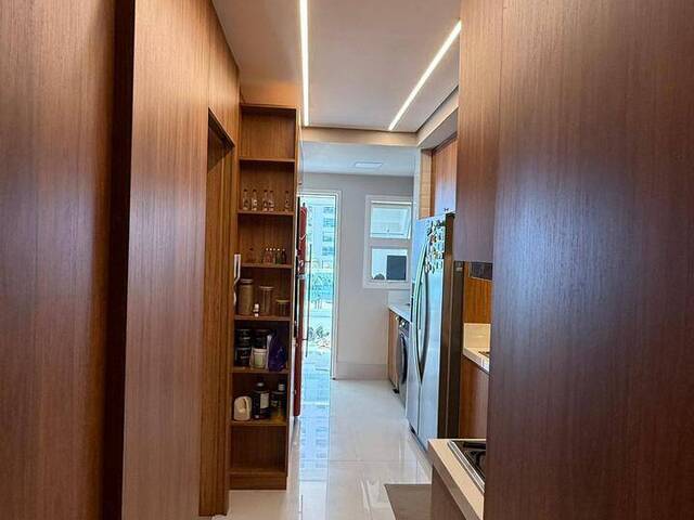 Apartamento para Venda em Cuiabá - 4