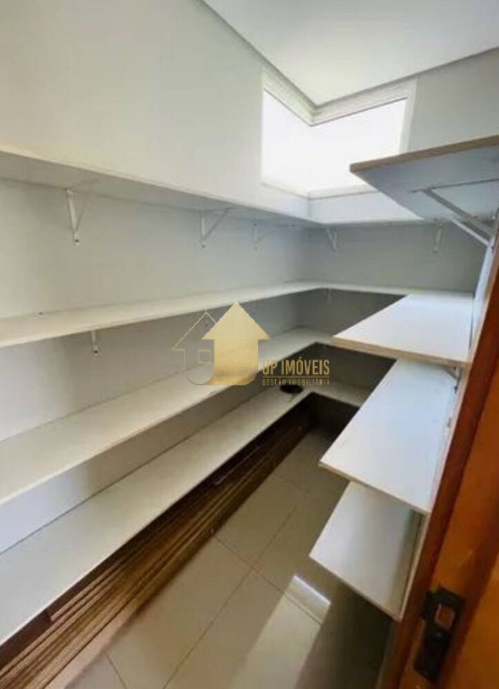 Casa de Condomínio à venda com 4 quartos, 300m² - Foto 9
