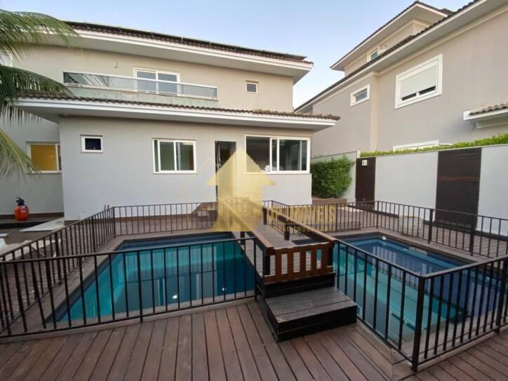 Casa de Condomínio à venda com 4 quartos, 300m² - Foto 16