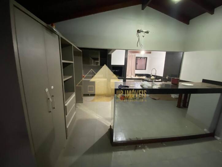 Casa de Condomínio à venda com 4 quartos, 300m² - Foto 17