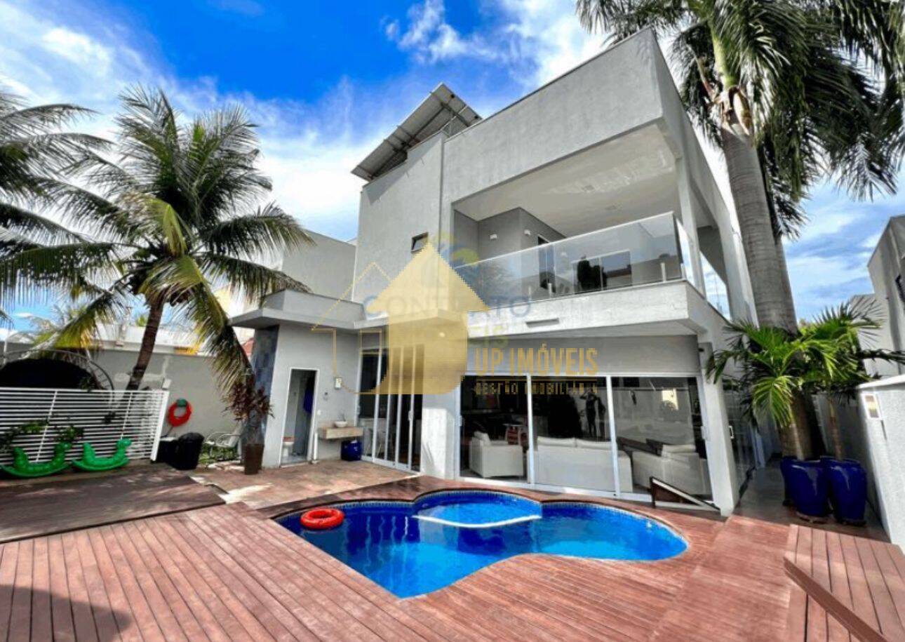 Casa à venda com 4 quartos, 316m² - Foto 1