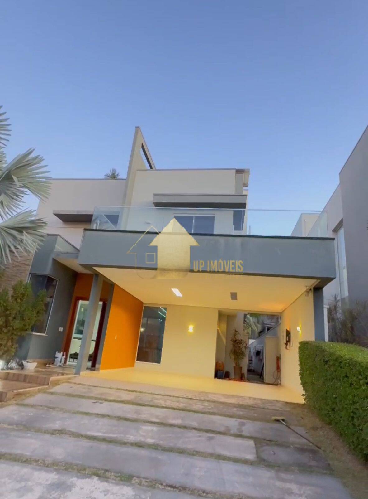 Casa à venda com 4 quartos, 316m² - Foto 2