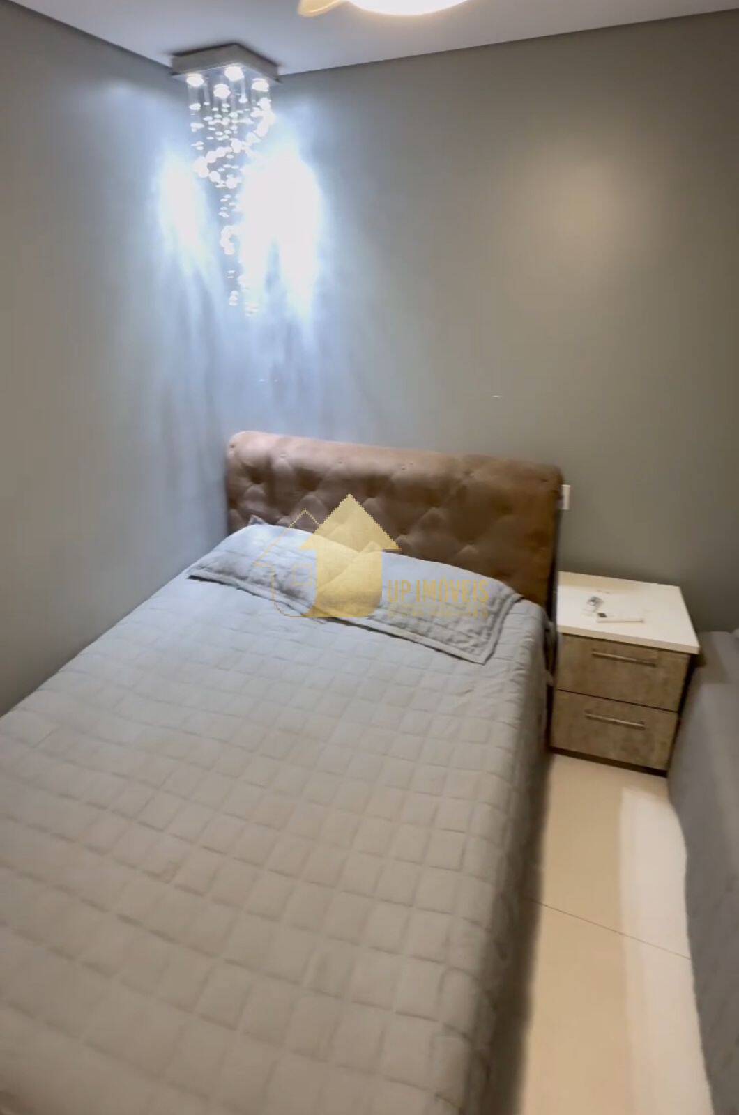Casa à venda com 4 quartos, 316m² - Foto 10