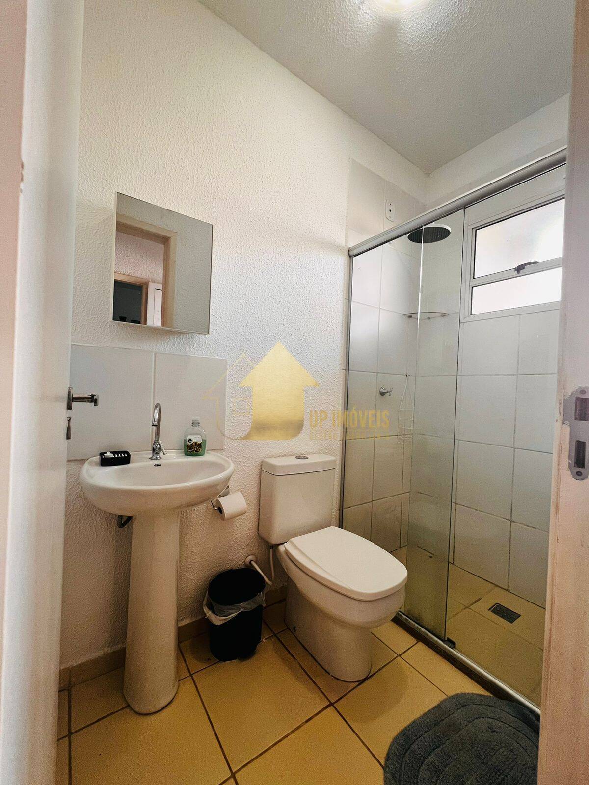 Casa de Condomínio à venda com 2 quartos, 1m² - Foto 4