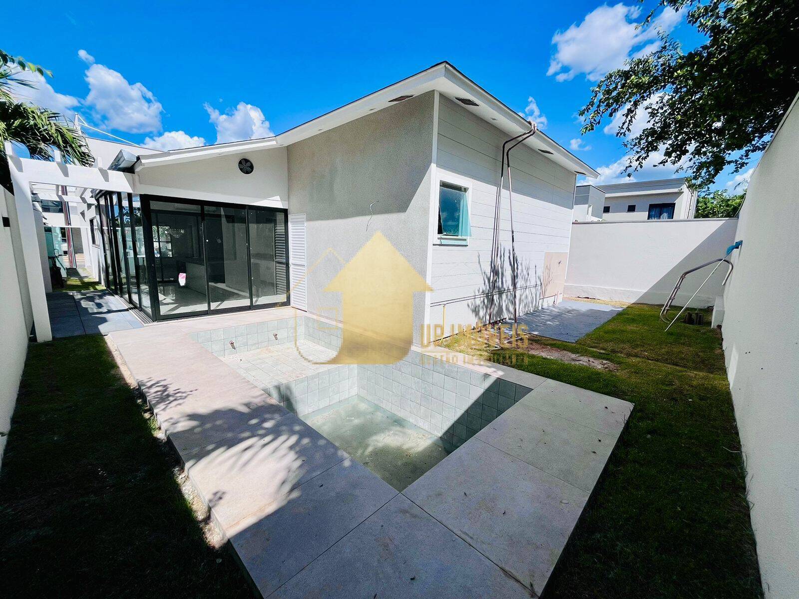 Casa de Condomínio à venda com 3 quartos, 200m² - Foto 12