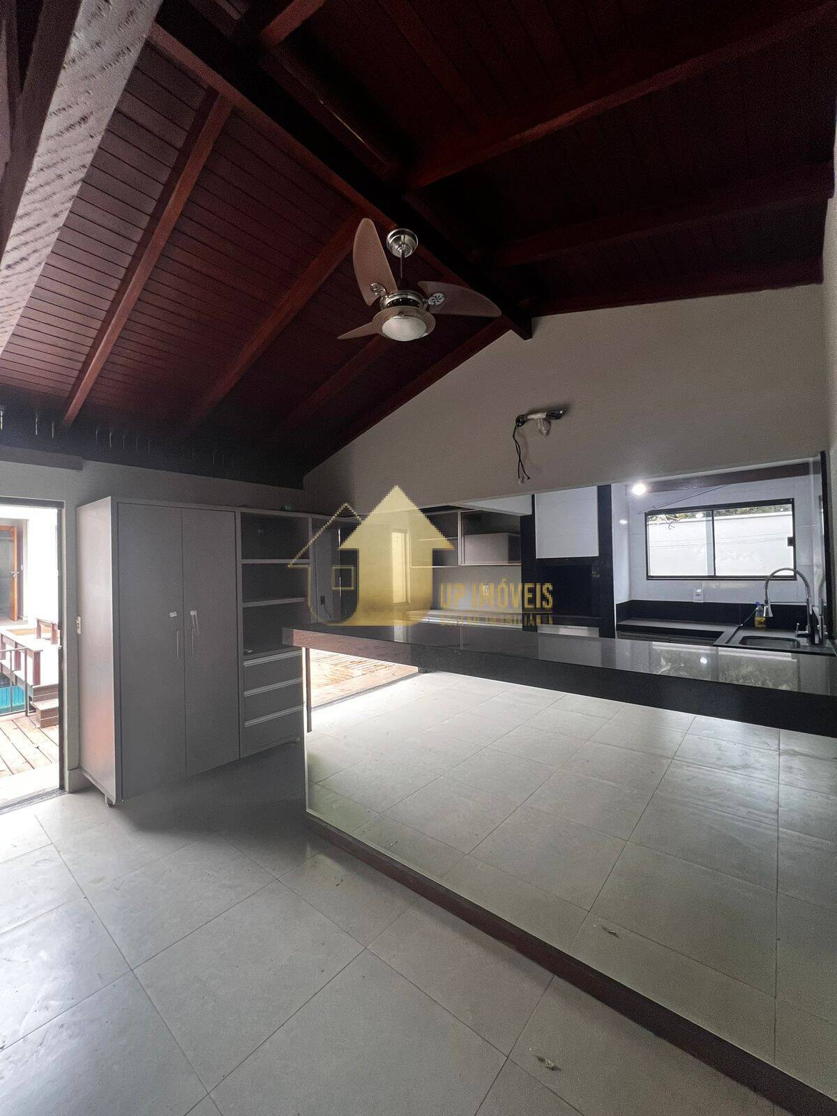 Casa de Condomínio à venda com 4 quartos, 300m² - Foto 38