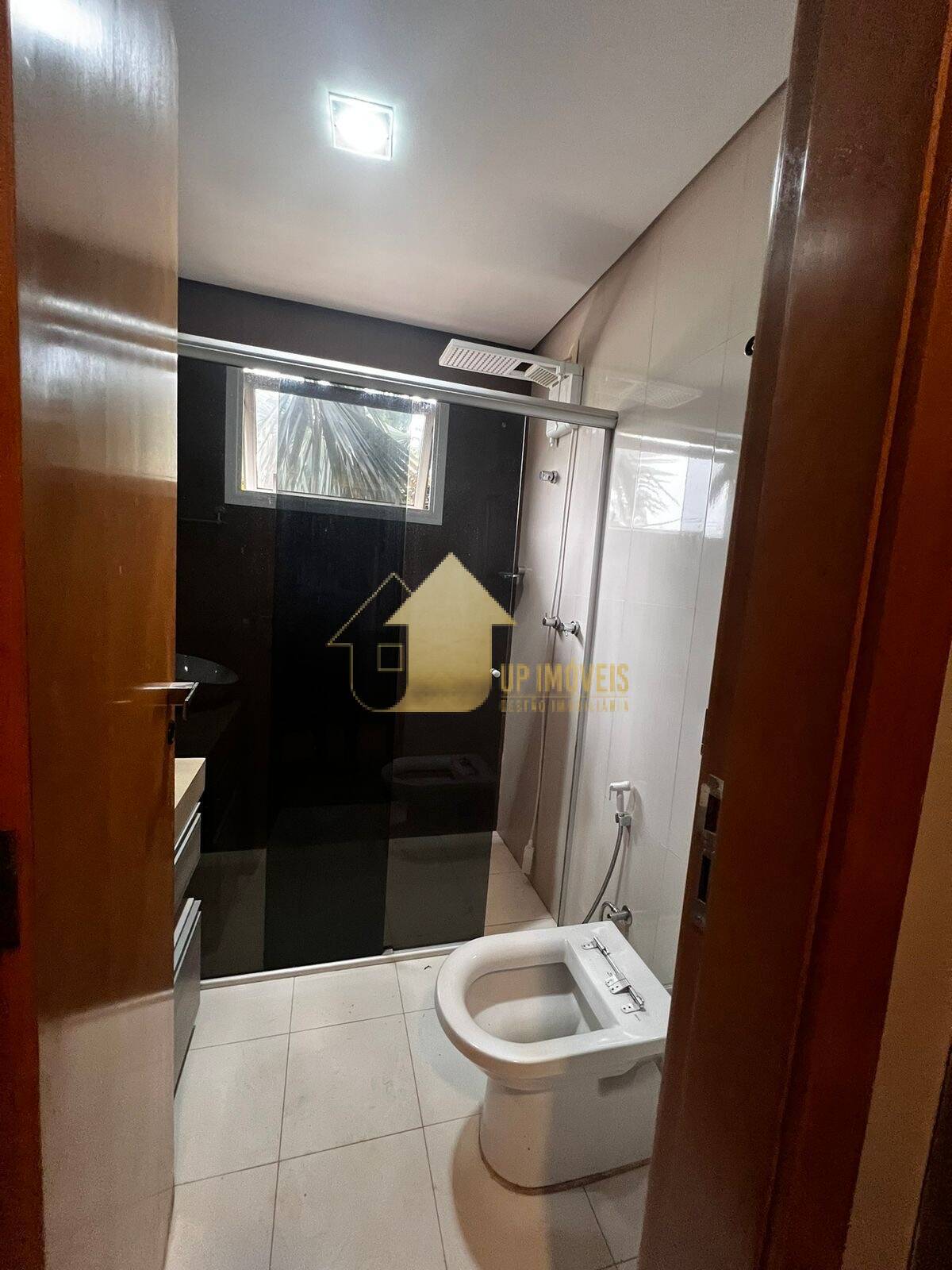 Casa de Condomínio à venda com 4 quartos, 300m² - Foto 40
