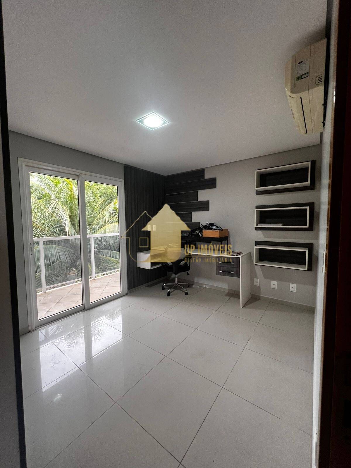 Casa de Condomínio à venda com 4 quartos, 300m² - Foto 46