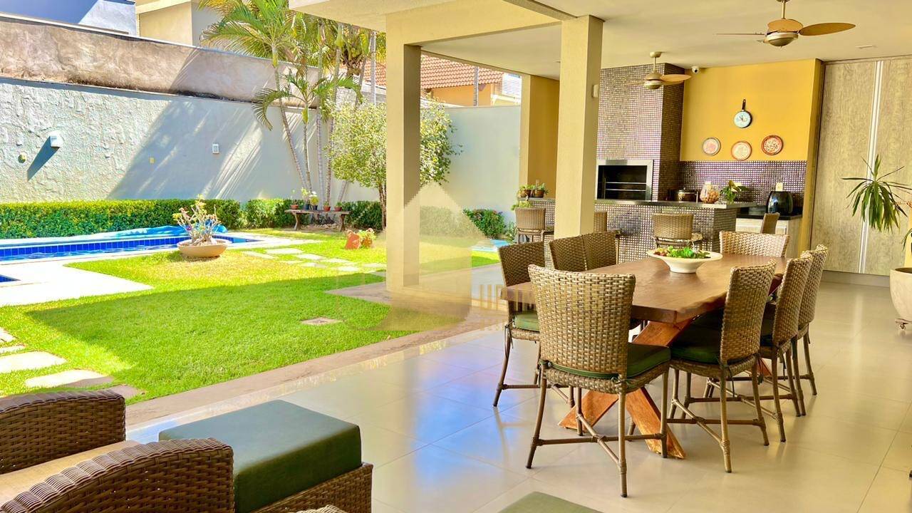 Casa de Condomínio à venda com 4 quartos, 303m² - Foto 5