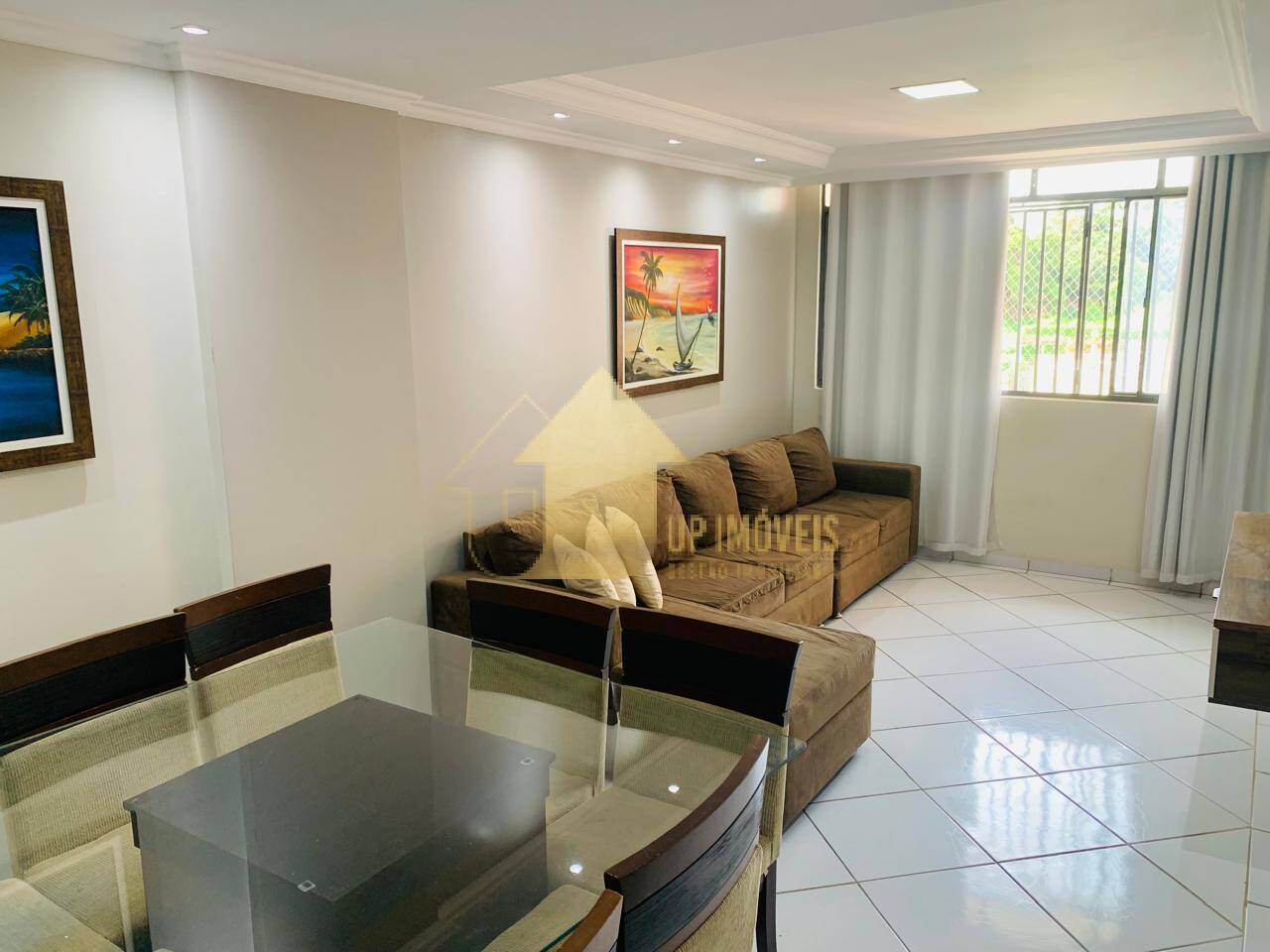 Apartamento à venda com 3 quartos, 90m² - Foto 4