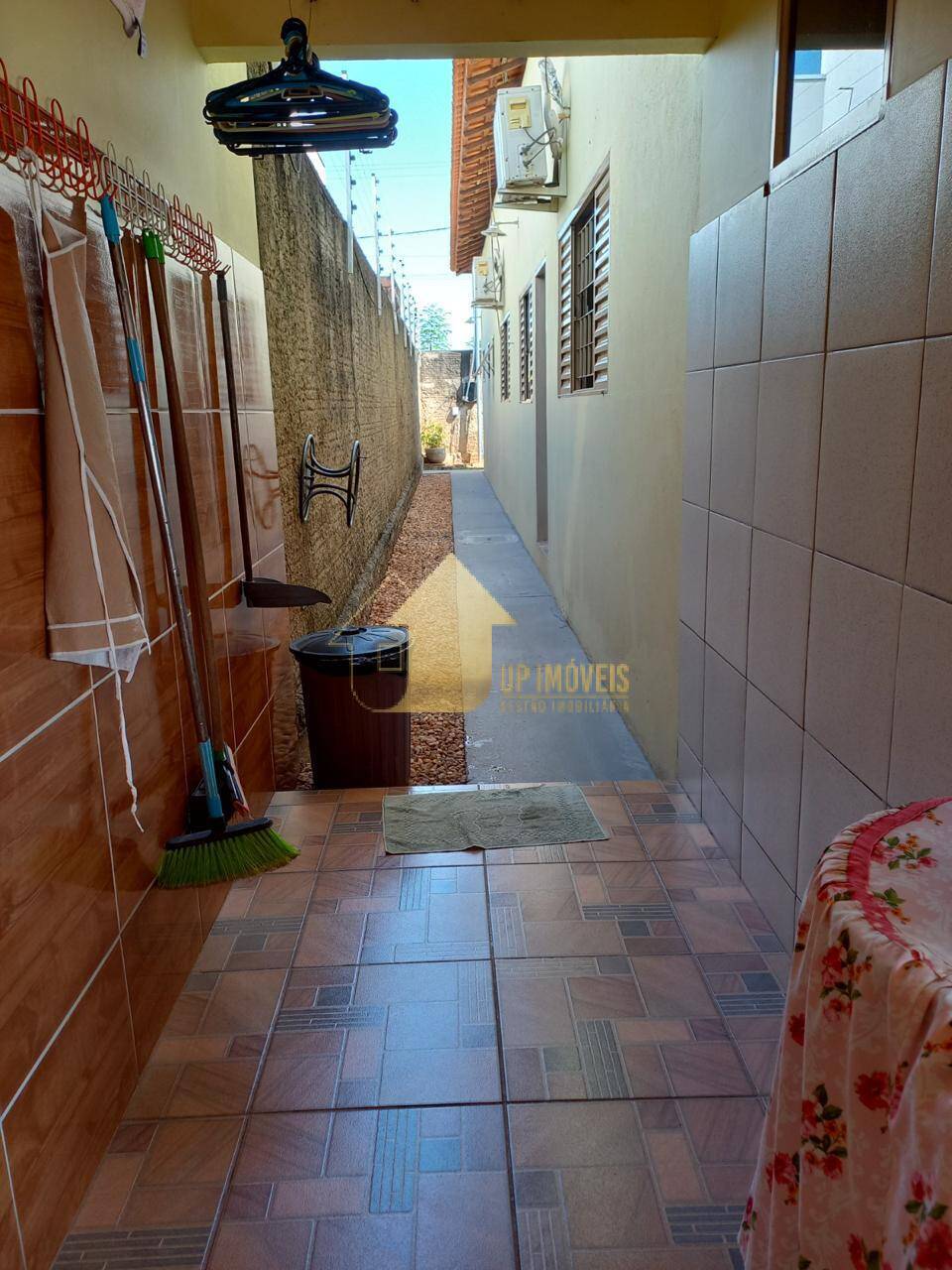 Casa à venda com 3 quartos, 208m² - Foto 15
