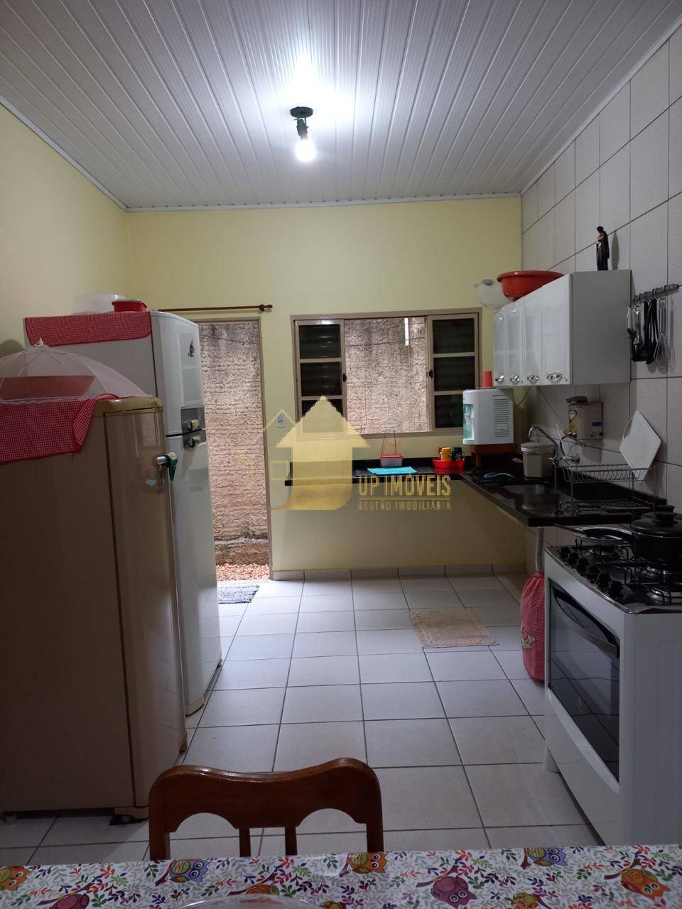 Casa à venda com 3 quartos, 208m² - Foto 6