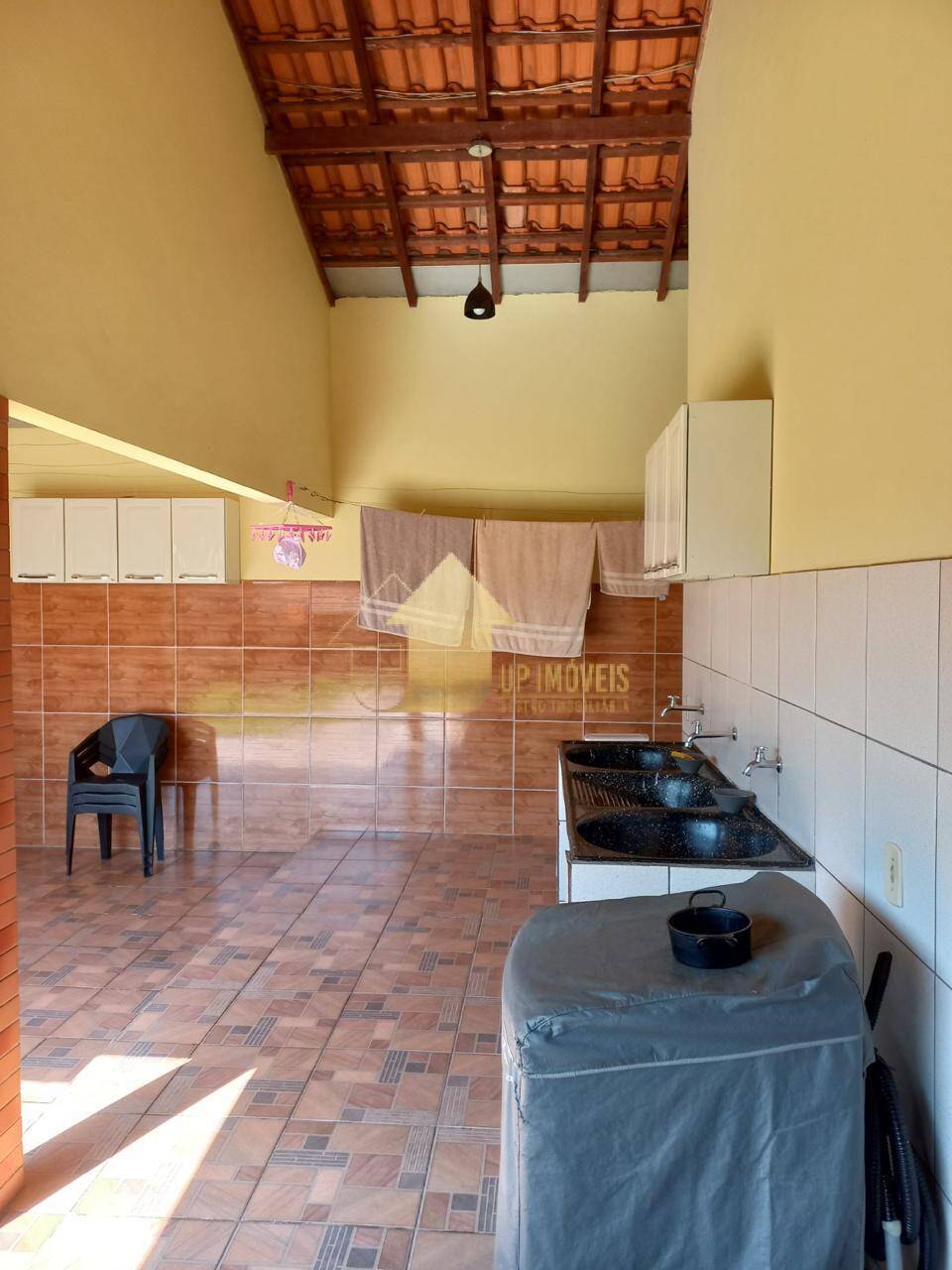 Casa à venda com 3 quartos, 208m² - Foto 14