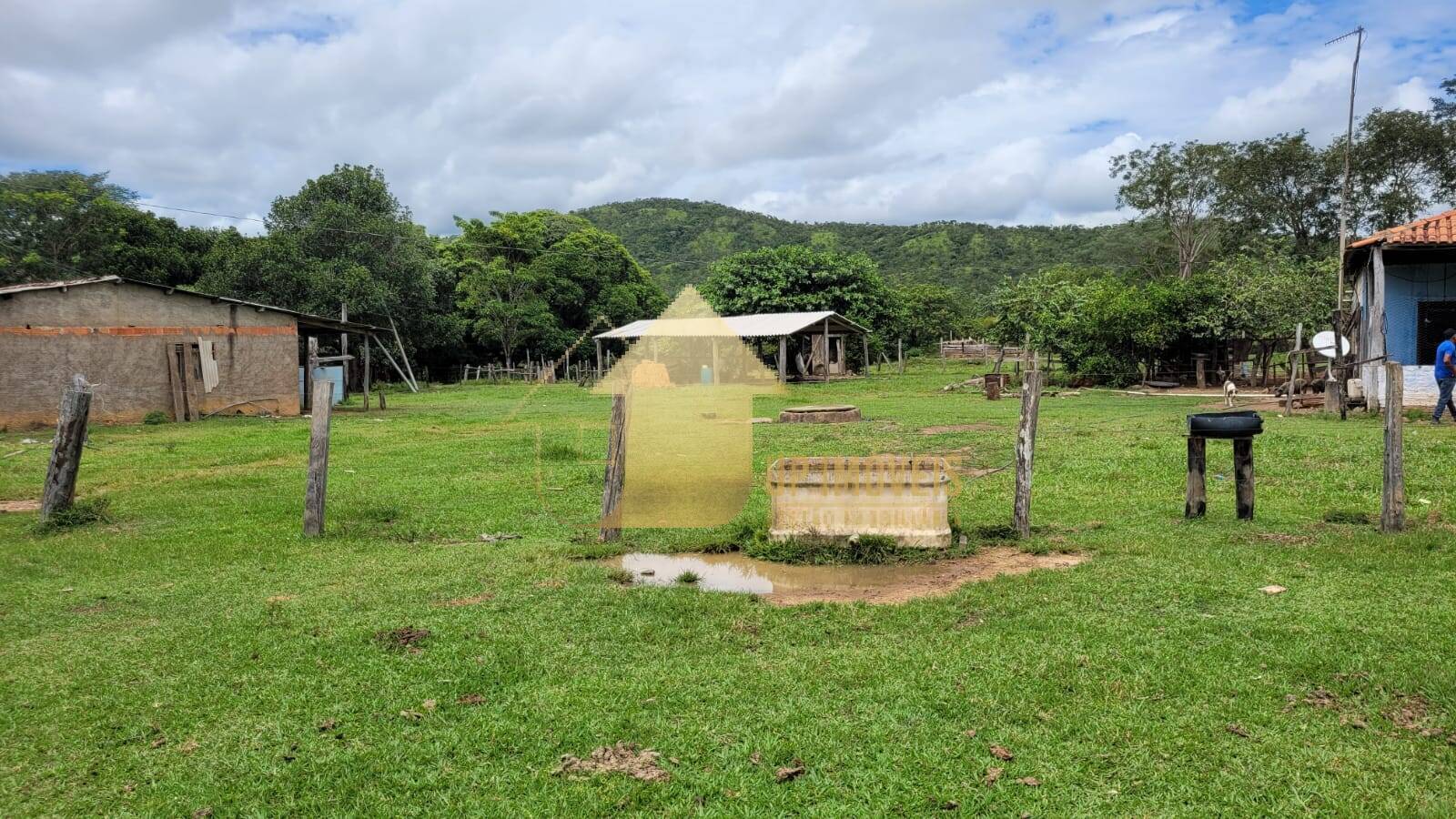 Fazenda à venda com 2 quartos, 984m² - Foto 3