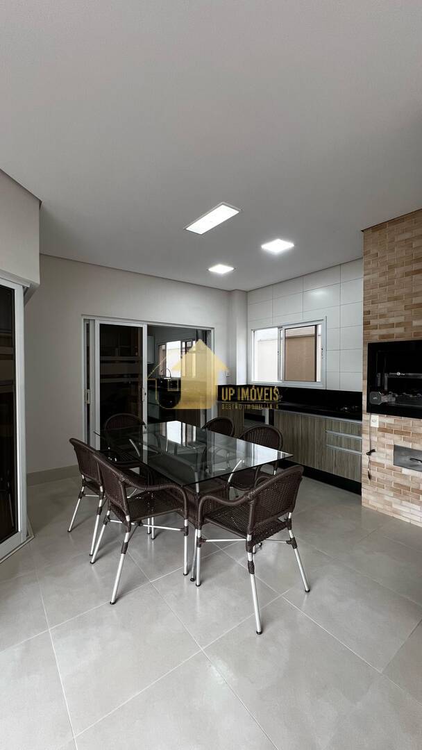 Casa de Condomínio à venda com 3 quartos, 317m² - Foto 31