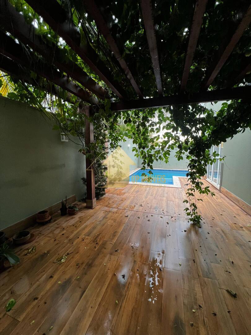 Casa de Condomínio à venda e aluguel com 4 quartos, 330m² - Foto 7