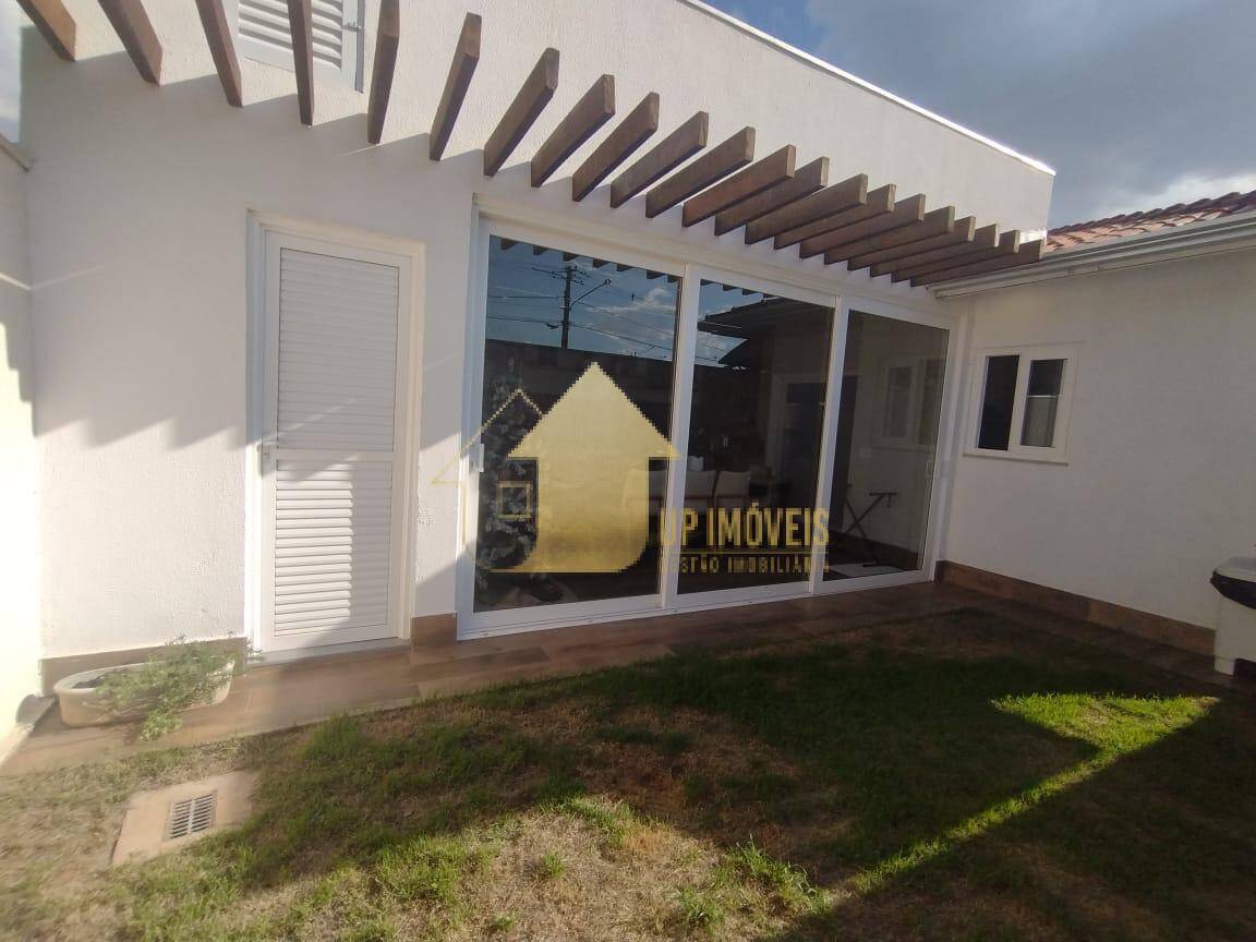 Casa à venda com 3 quartos, 154m² - Foto 11