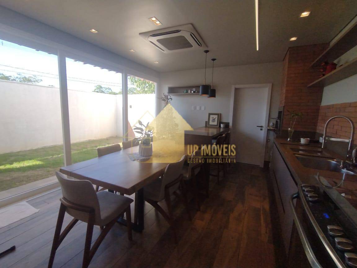 Casa à venda com 3 quartos, 154m² - Foto 47