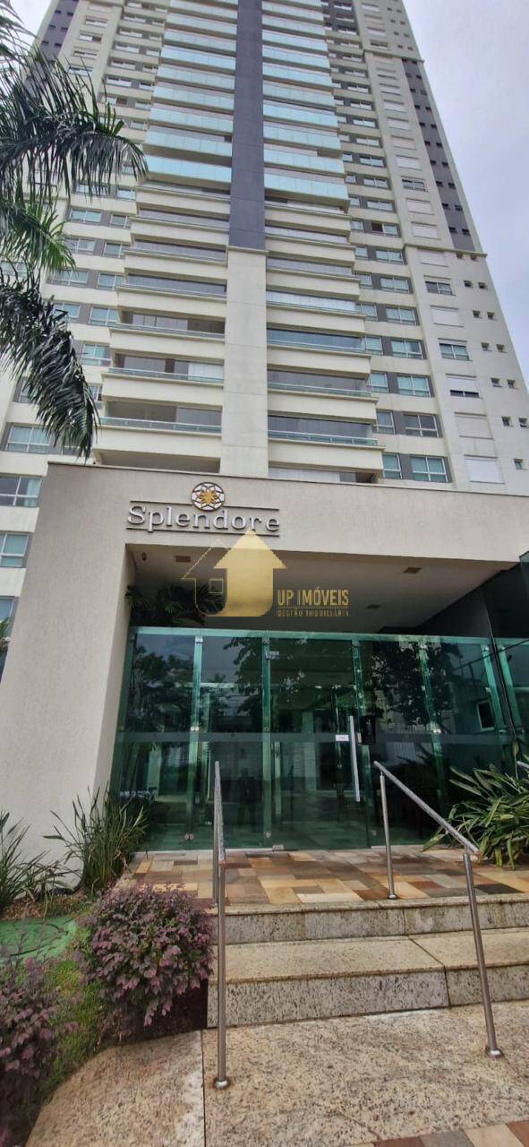 Apartamento para alugar com 3 quartos, 168m² - Foto 2