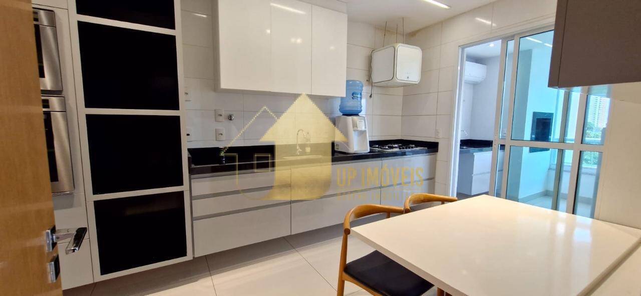 Apartamento para alugar com 3 quartos, 168m² - Foto 15
