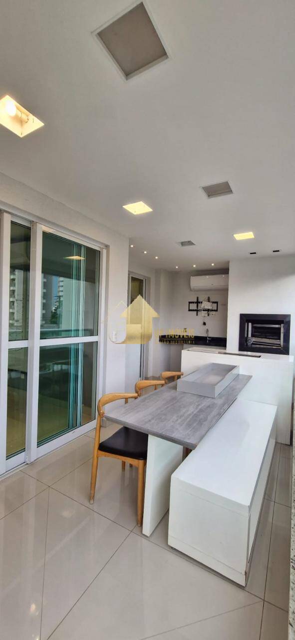 Apartamento para alugar com 3 quartos, 168m² - Foto 14