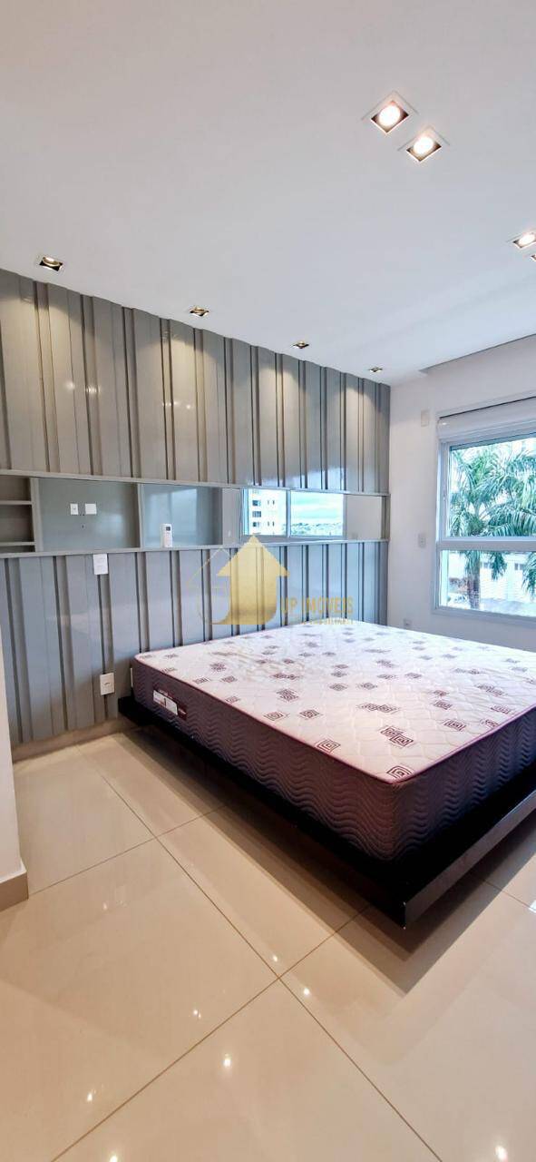 Apartamento para alugar com 3 quartos, 168m² - Foto 10