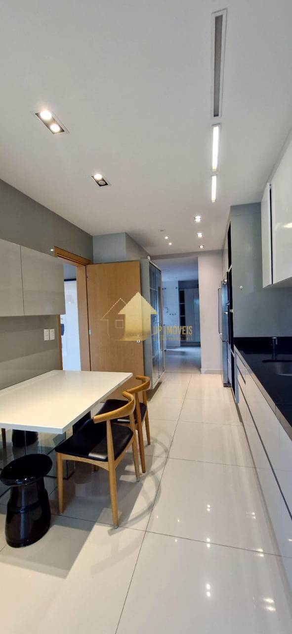 Apartamento para alugar com 3 quartos, 168m² - Foto 24