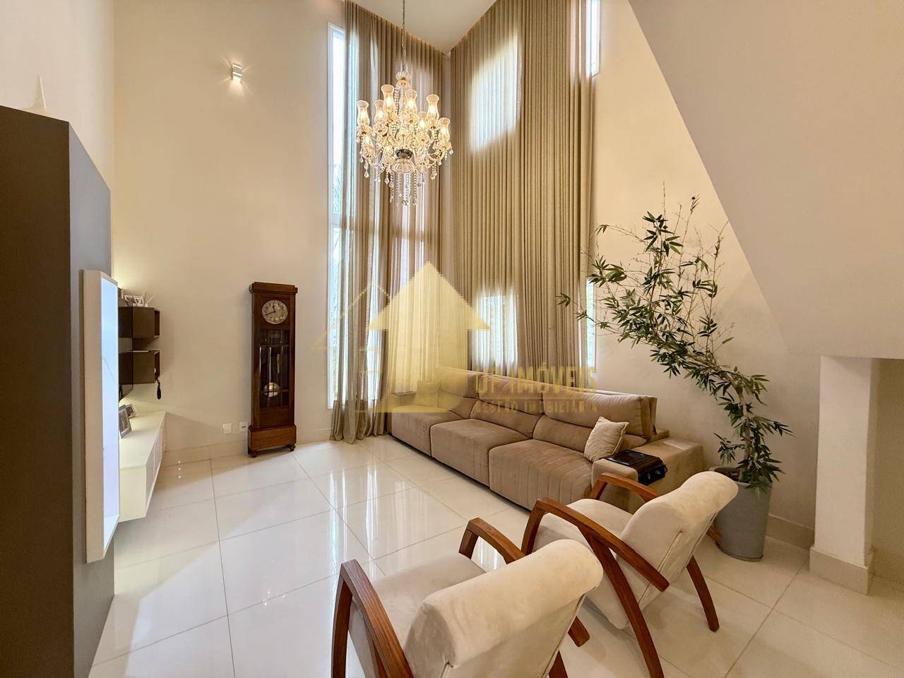 Casa de Condomínio à venda e aluguel com 4 quartos, 285m² - Foto 2