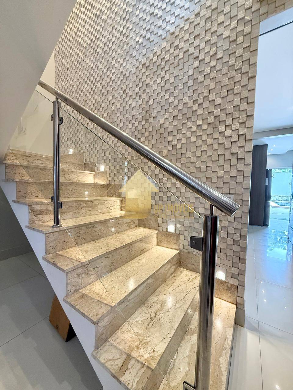 Casa de Condomínio à venda e aluguel com 4 quartos, 285m² - Foto 6