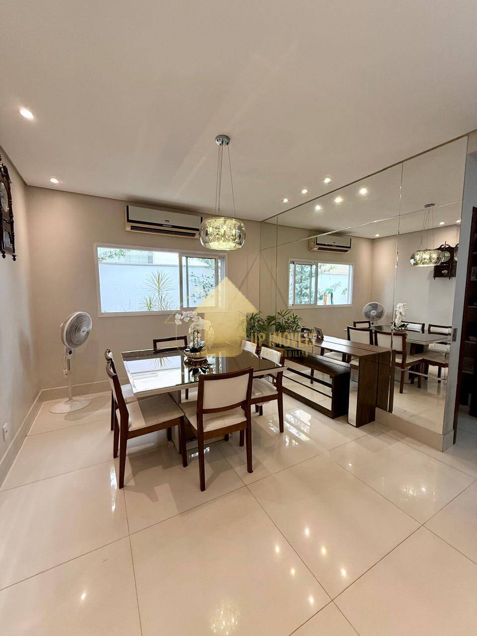 Casa de Condomínio à venda e aluguel com 4 quartos, 285m² - Foto 13