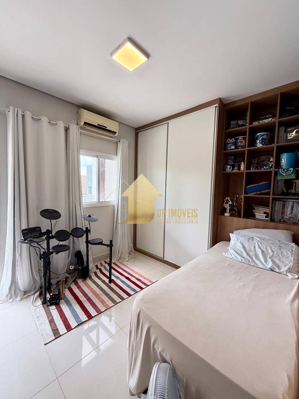 Casa de Condomínio à venda e aluguel com 4 quartos, 285m² - Foto 25