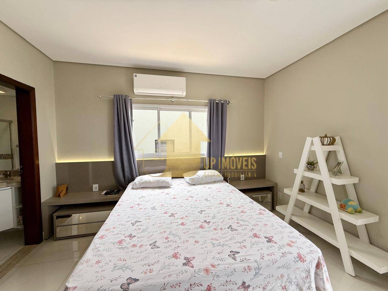 Casa de Condomínio à venda e aluguel com 4 quartos, 285m² - Foto 29