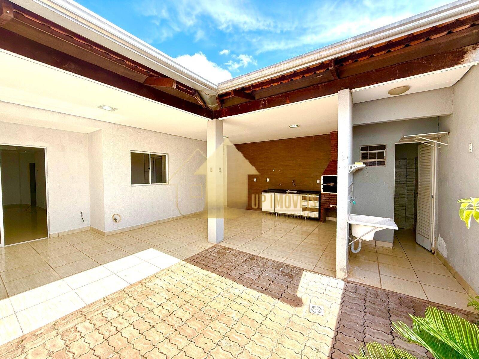Casa de Condomínio à venda e aluguel com 3 quartos, 98m² - Foto 2