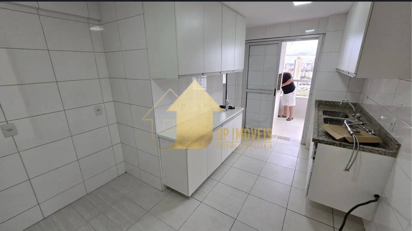 Apartamento à venda e aluguel com 4 quartos, 143m² - Foto 2