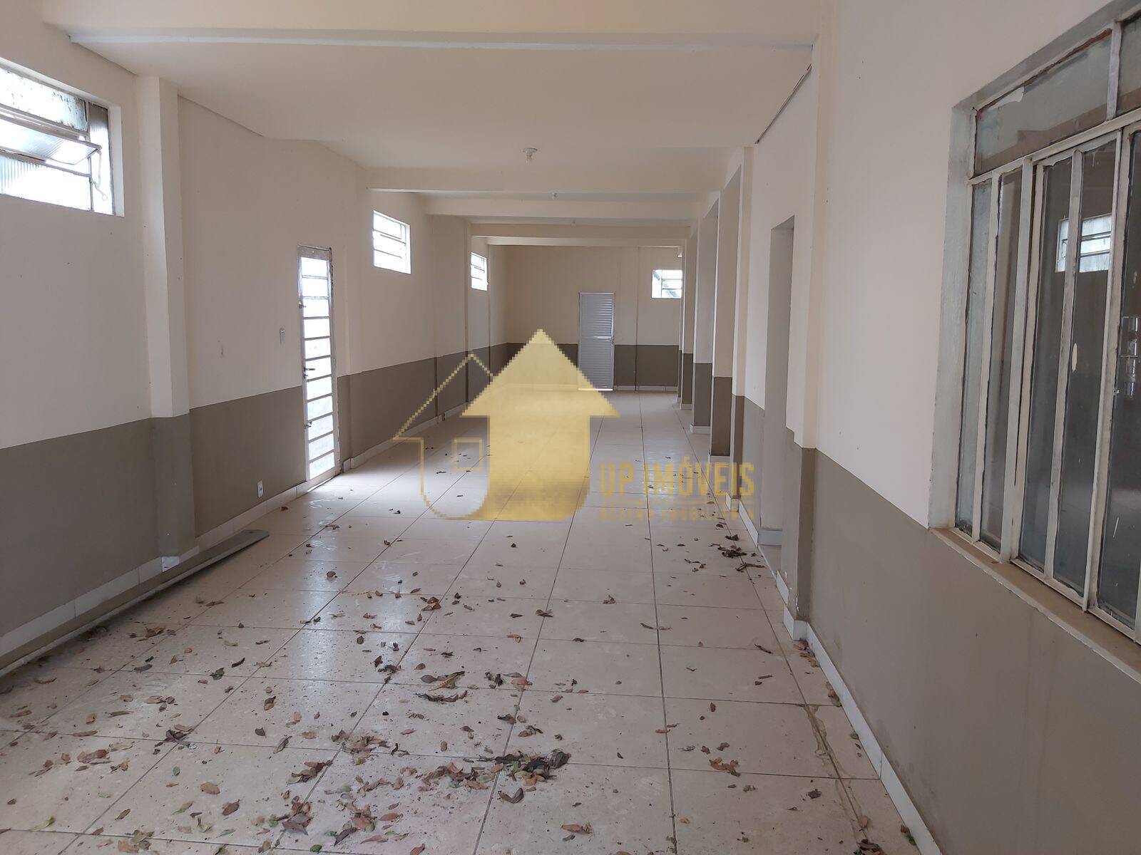 Prédio Inteiro para alugar, 150m² - Foto 1