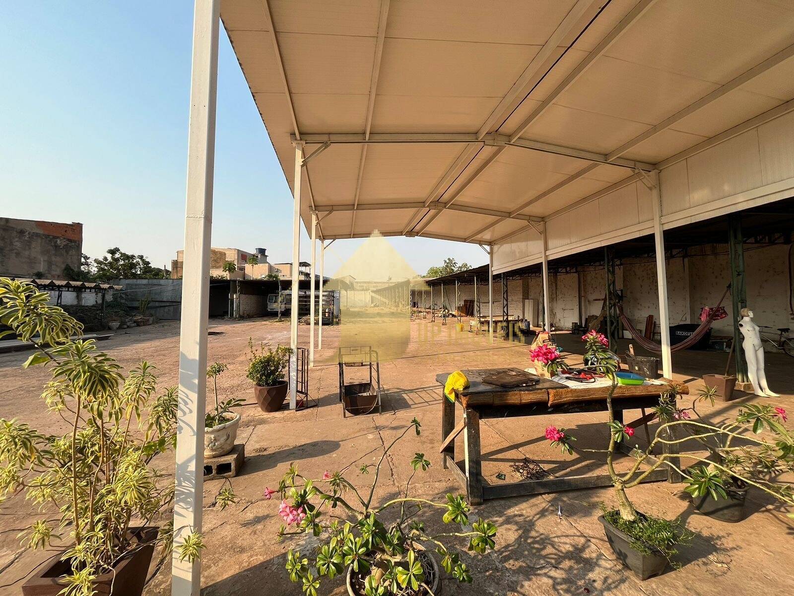 Prédio Inteiro para alugar, 1000m² - Foto 3
