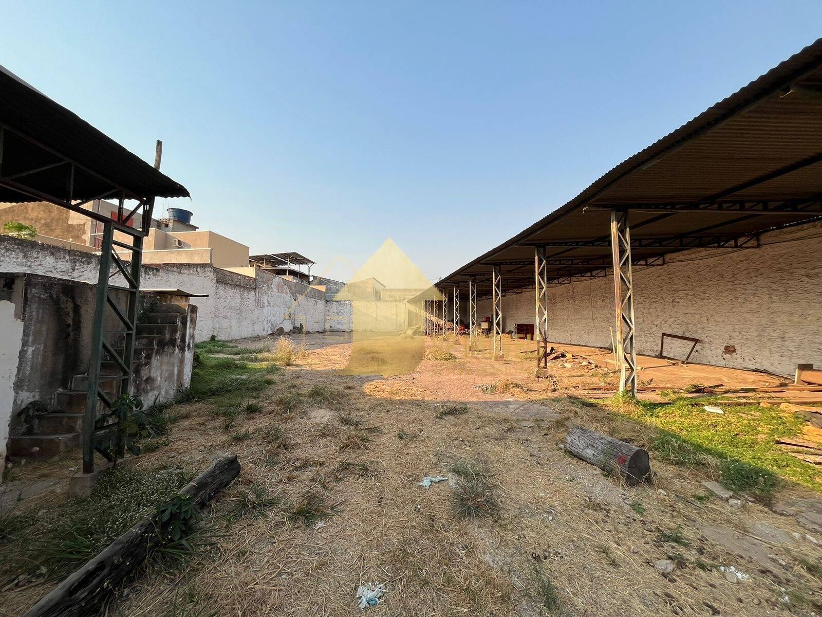 Prédio Inteiro para alugar, 1000m² - Foto 8