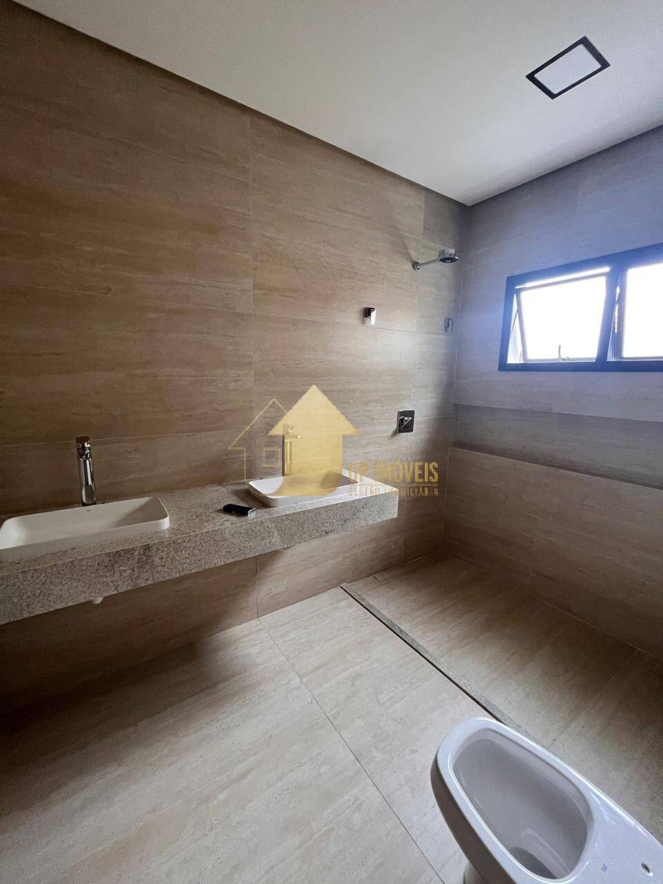 Casa de Condomínio à venda com 4 quartos, 307m² - Foto 11