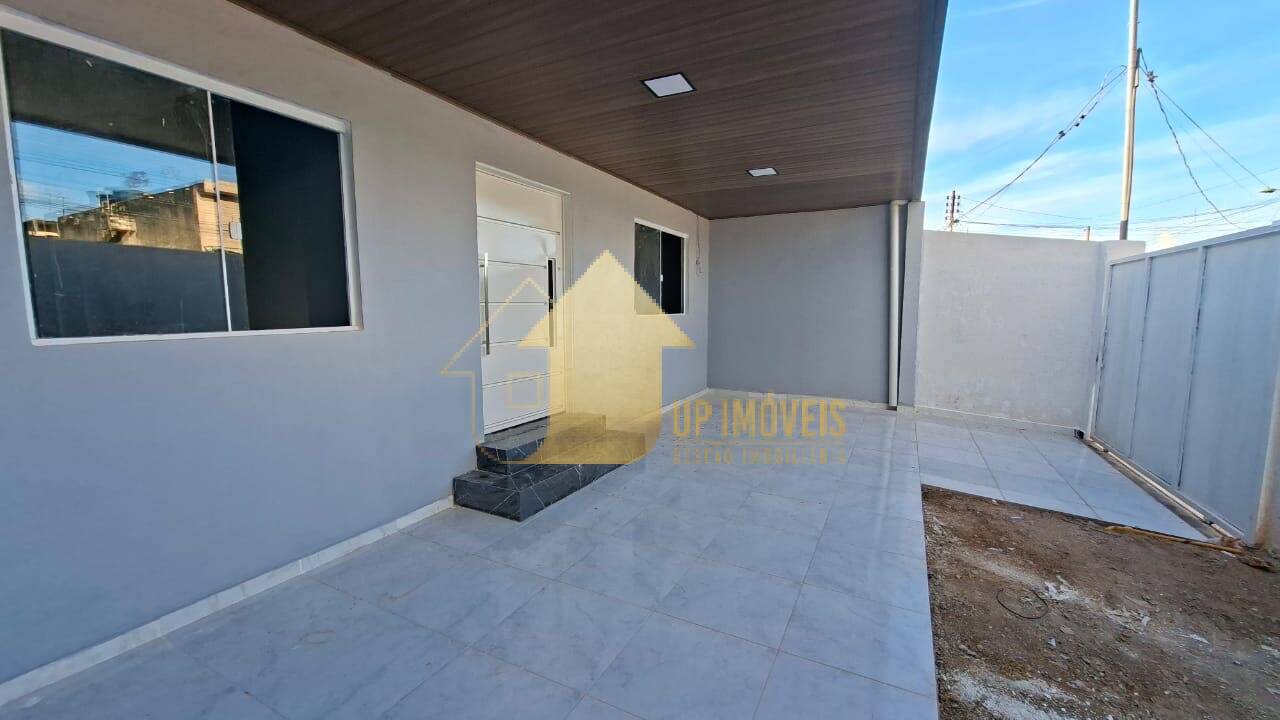 Casa à venda com 4 quartos, 155m² - Foto 2
