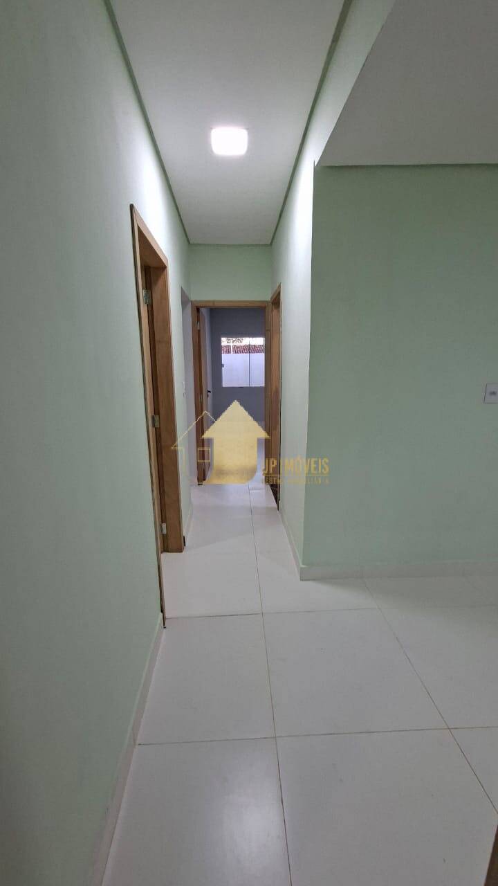 Casa à venda com 4 quartos, 155m² - Foto 11
