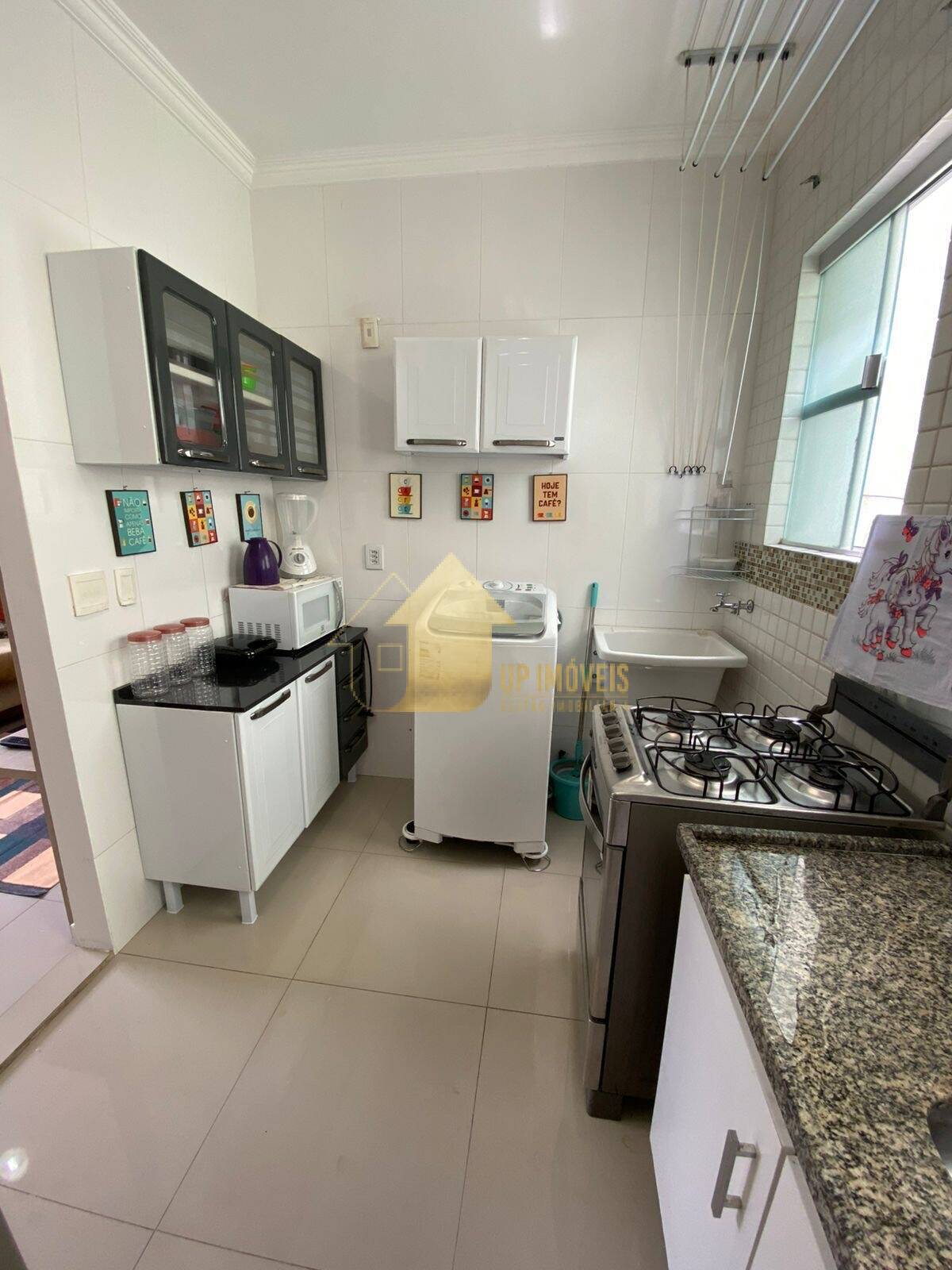 Apartamento para alugar com 2 quartos, 70m² - Foto 2