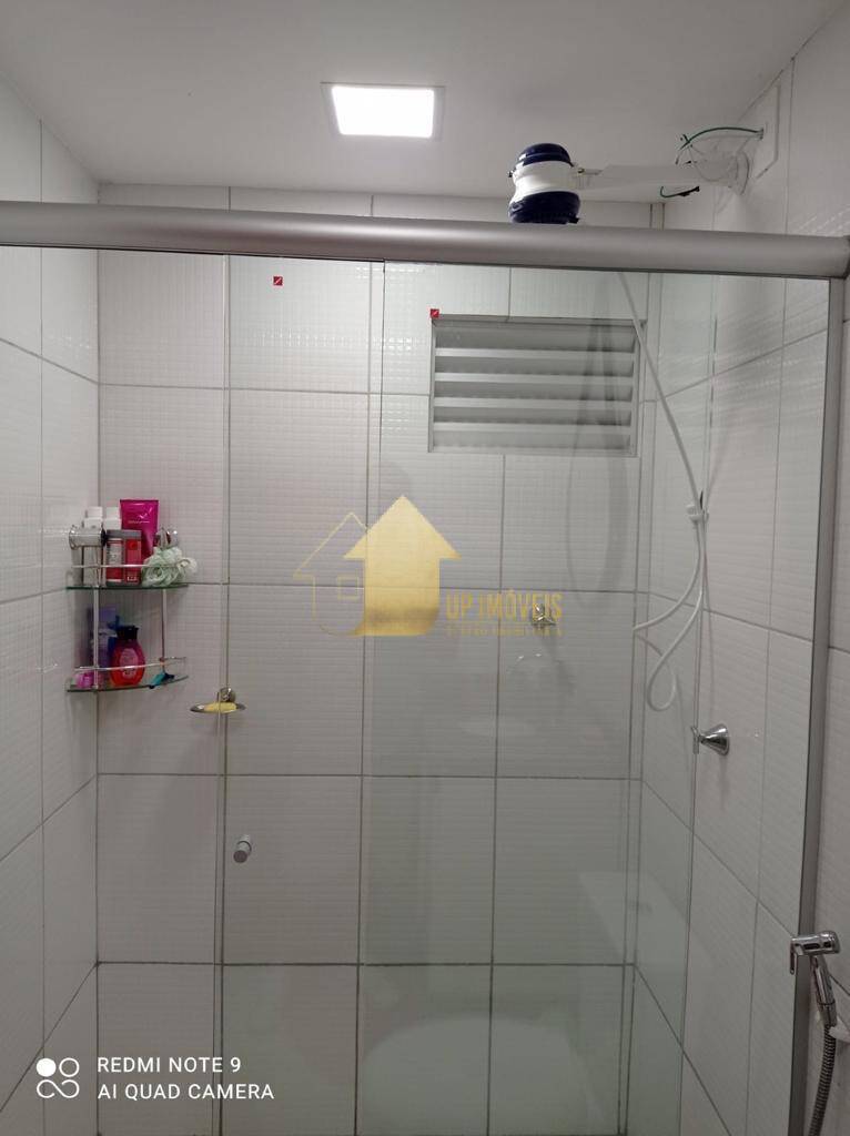 Apartamento para alugar com 1 quarto, 45m² - Foto 9