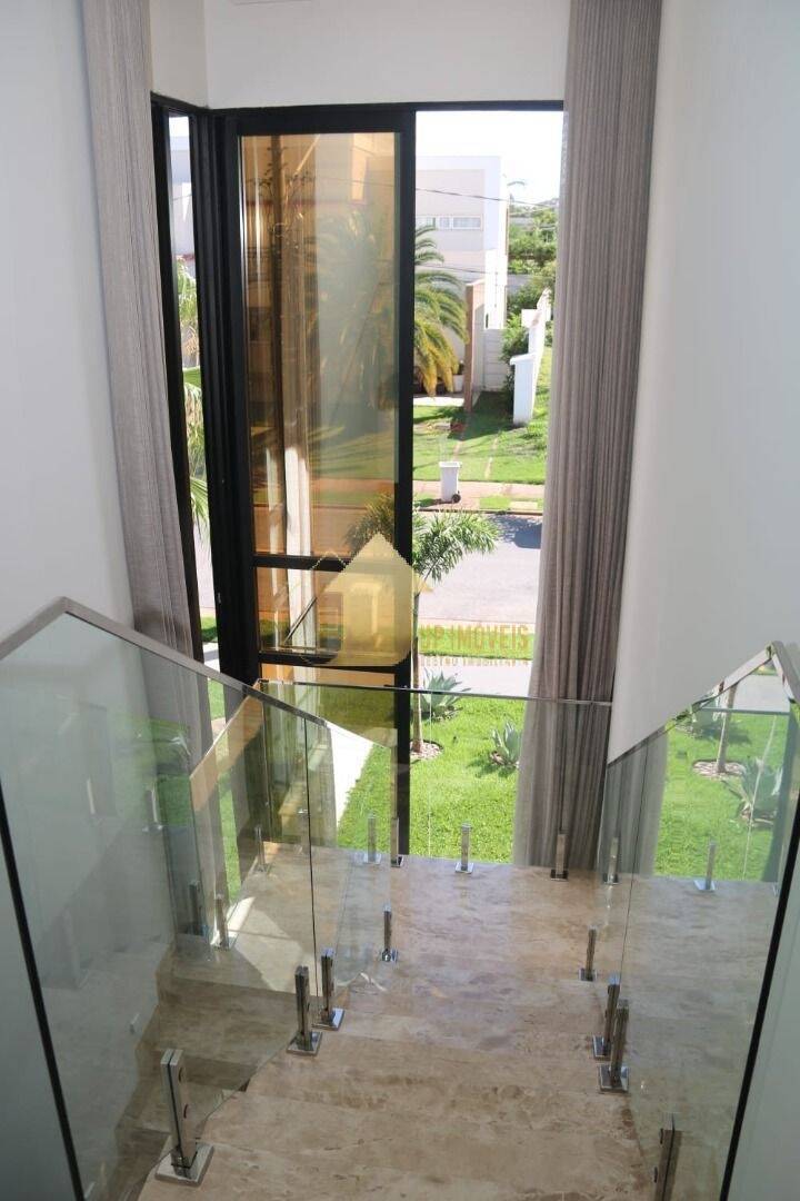 Casa de Condomínio à venda com 4 quartos, 339m² - Foto 8